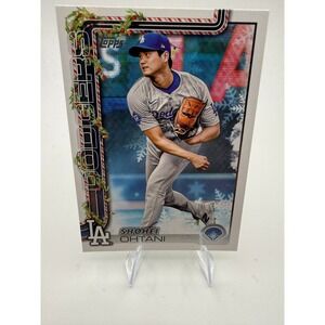 2025 Topps Holiday Shohei Ohtani H1 Los Angeles Dodgers Baseball Card